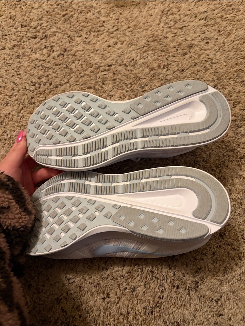 Women’s Nike shoes - Picture 4 of 5